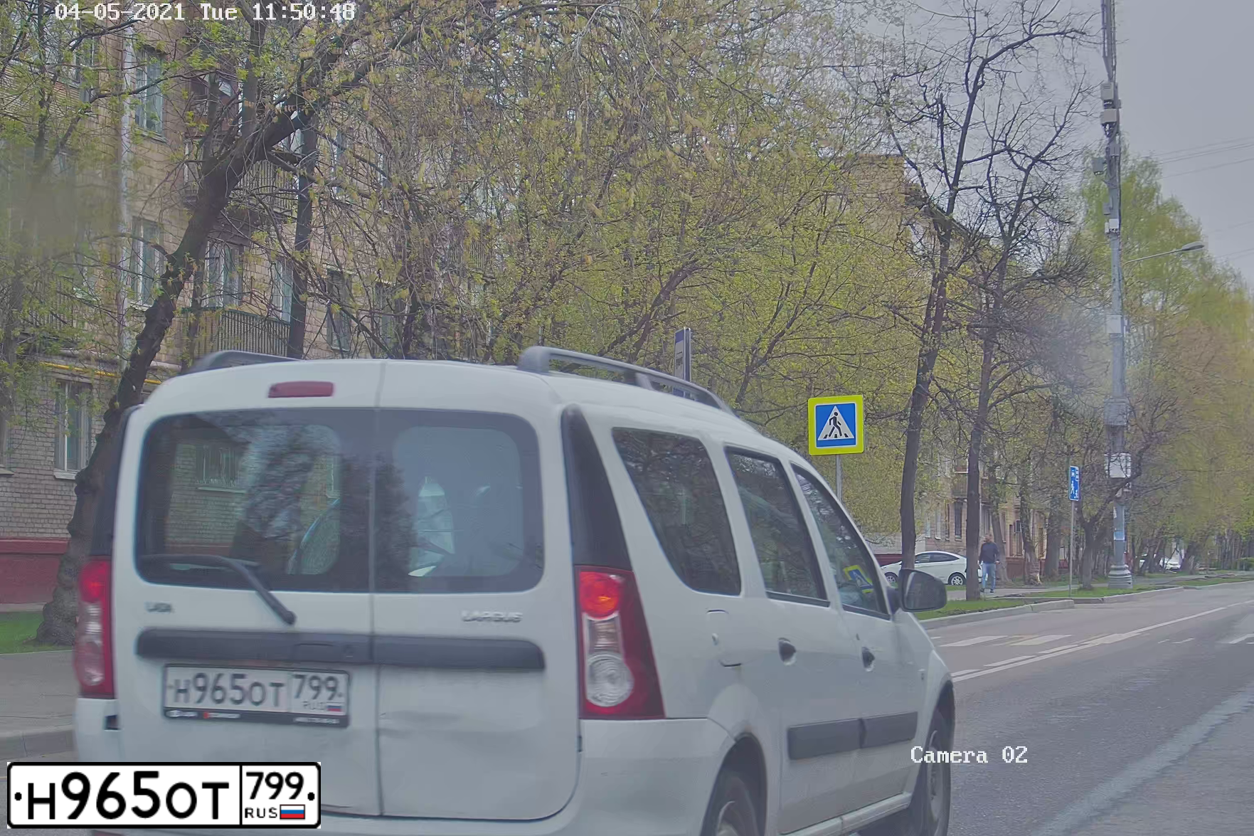 Фото автомобиля LADA LARGUS, 2019 — госномер Е866РК702. Цвет: Белый