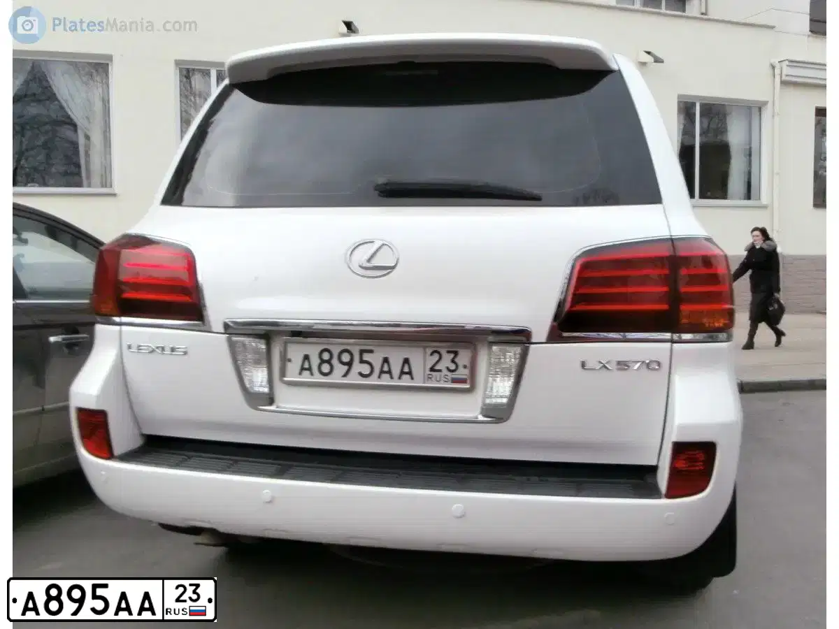 Фото автомобиля LEXUS LX, 2008 — госномер К432ВО797. Цвет: Белый