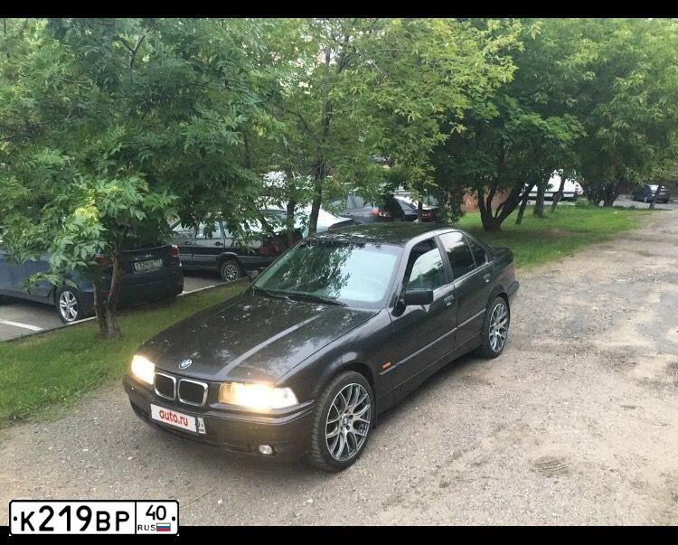 Фото автомобиля BMW SERIE 3, 1997 — госномер Е848НН134. Цвет: ЧЕРНЫЙ