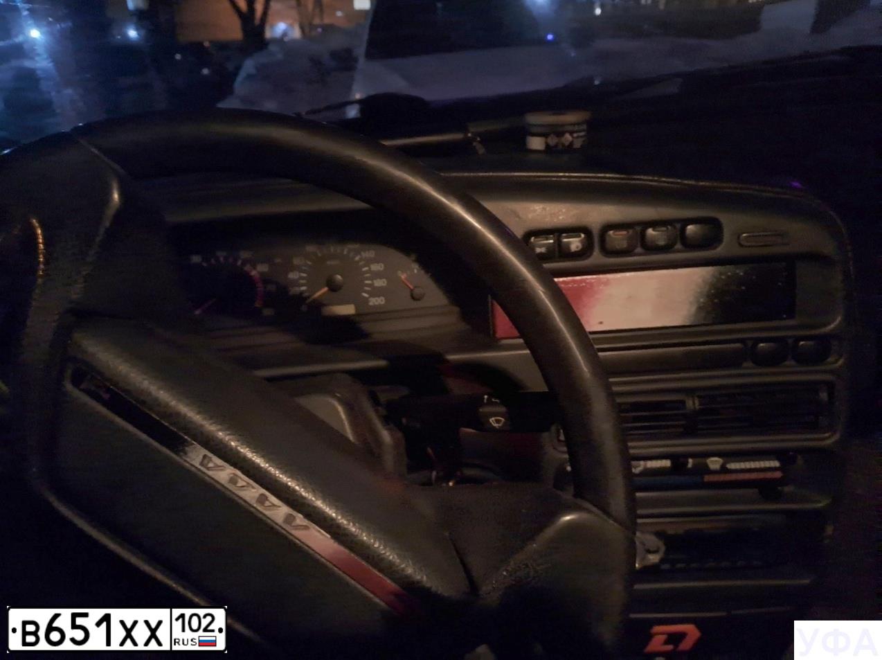 Фото автомобиля LADA 2109 SAMARA, 2003 — госномер В651ХХ102. Цвет: Темно-зеленый