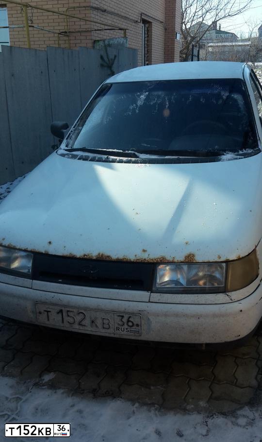 Фото автомобиля LADA 2110 LADA, 1999 — госномер Т474ВР31. Цвет: ЯРКО-БЕЛЫЙ