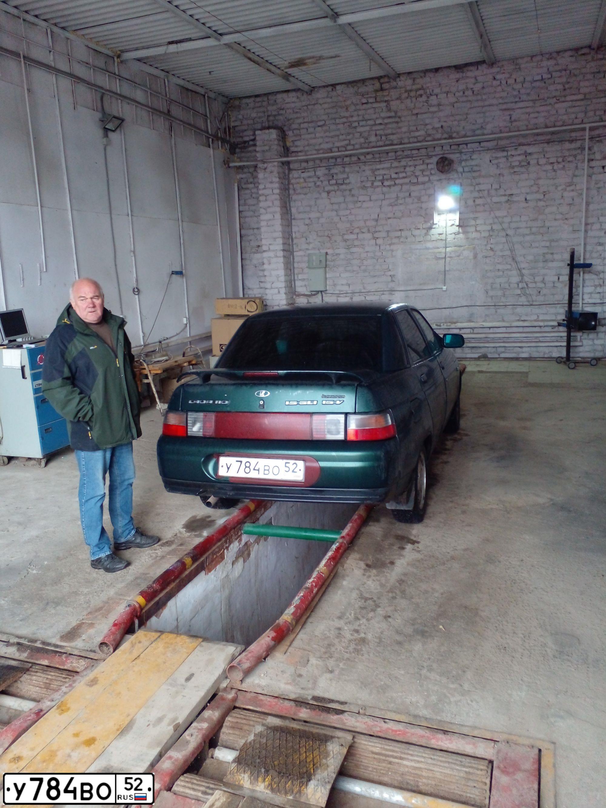 Фото автомобиля HYUNDAI ELANTRA, 2008 — госномер О834РВ33. Цвет: ВИШНЕВЫЙ