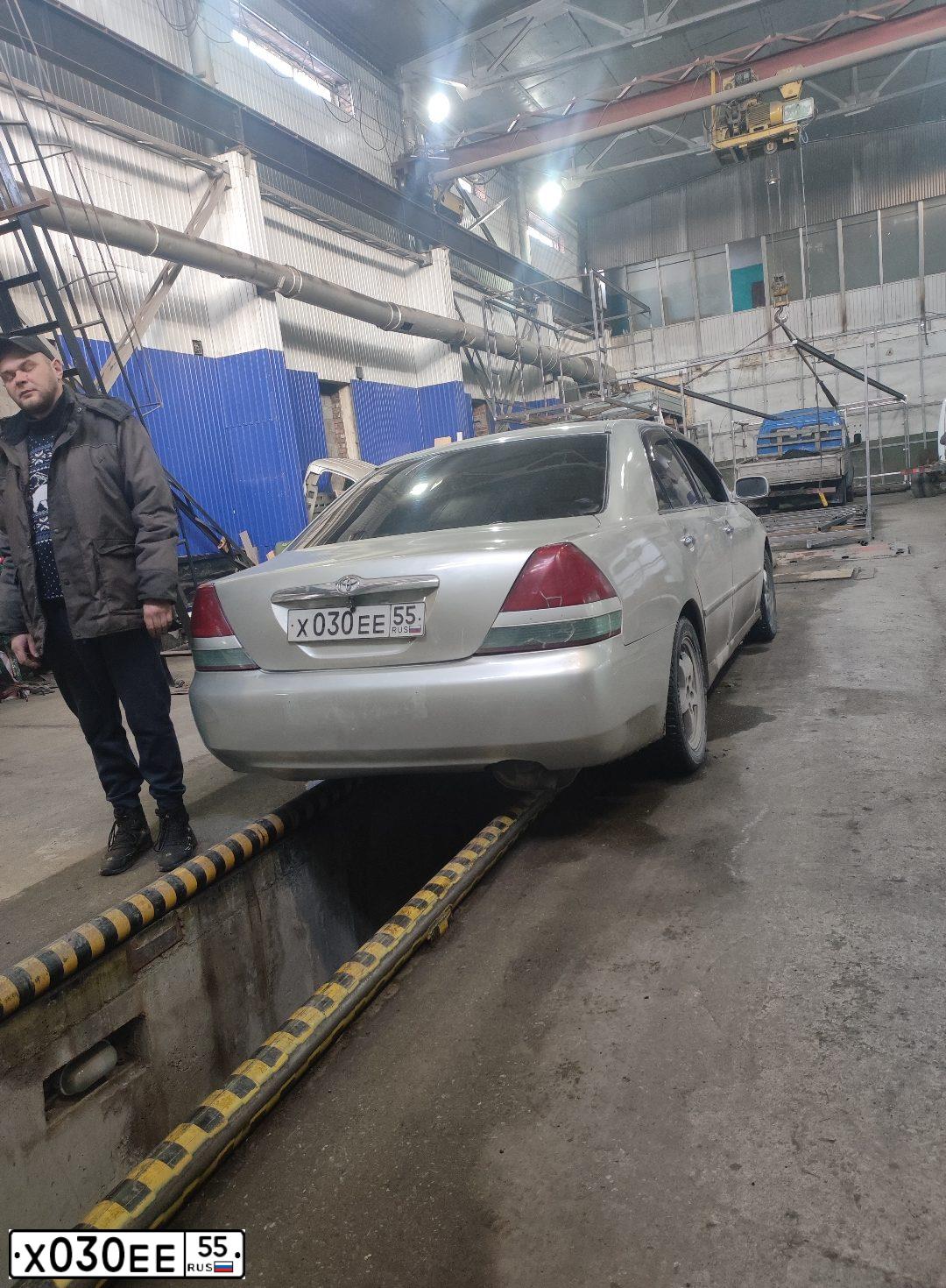 Фото автомобиля TOYOTA MARK II, 2001 — госномер В805РР155