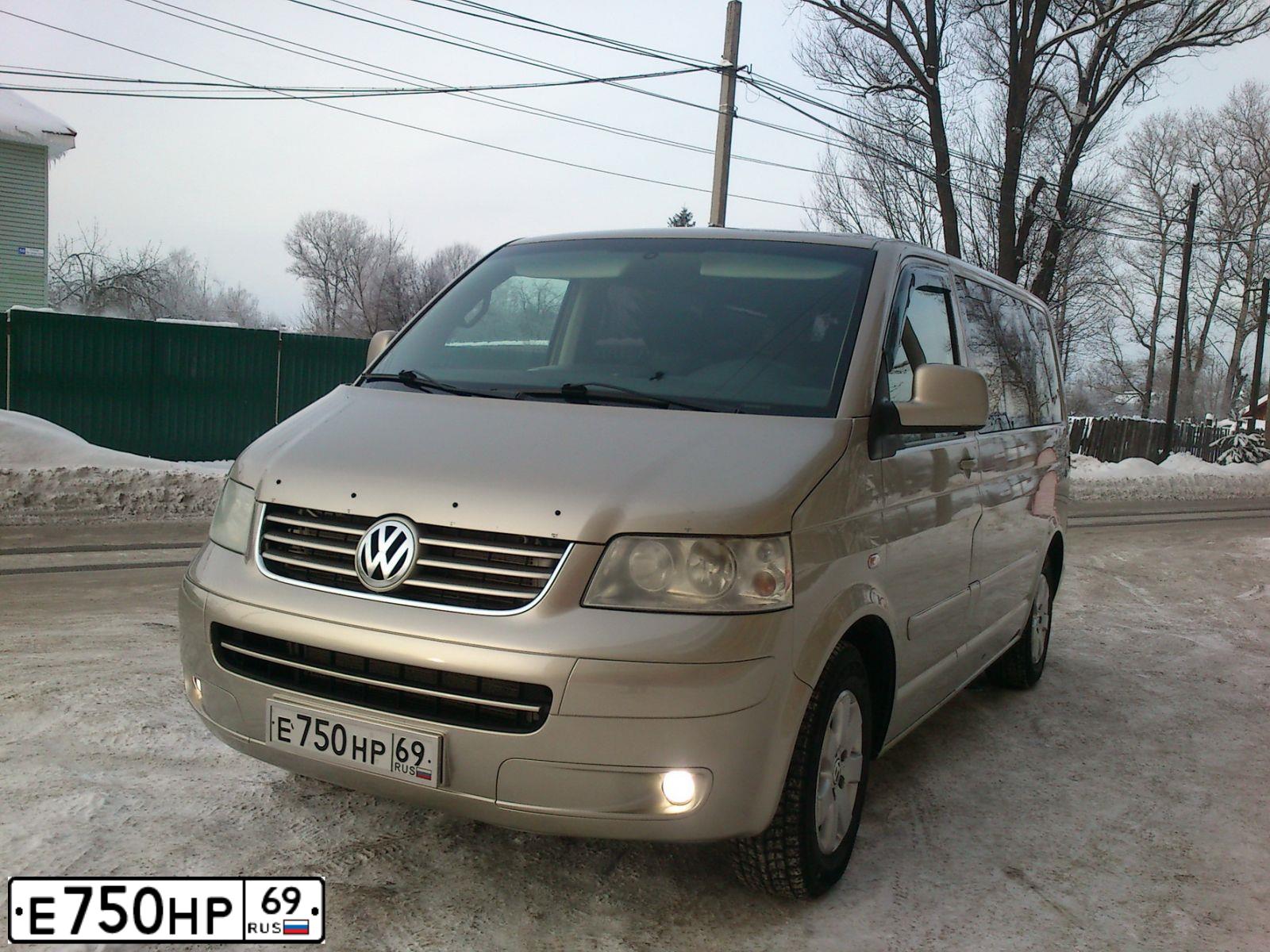 Фото автомобиля MERCEDES VITO, 2013 — госномер О171МХ750. Цвет: ЧЕРНЫЙ