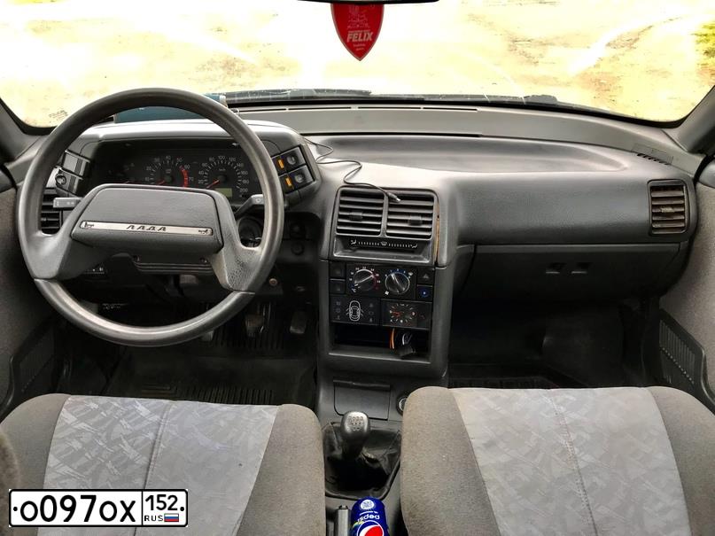Фото автомобиля ВАЗ 21122, 2004 — госномер К351ТО164. Цвет: Серебристо-Желтый