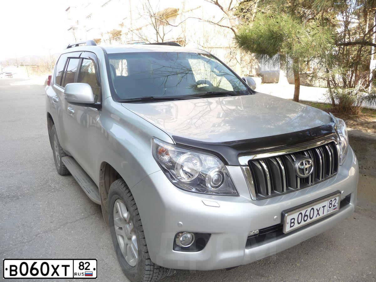 Фото автомобиля TOYOTA LANDCRUISER, 2012 — госномер В060ХТ82. Цвет: СЕРЕБРИСТЫЙ
