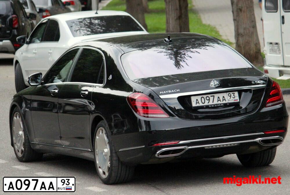 Фото автомобиля TOYOTA RAV4, 2006 — госномер А097АА93. Цвет: СЕРЕБРИСТЫЙ