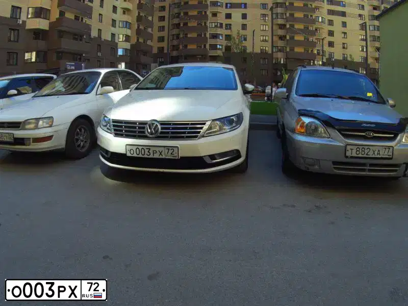 Фото автомобиля VOLKSWAGEN CC, 2012 — госномер О003РХ72. Цвет: Белый