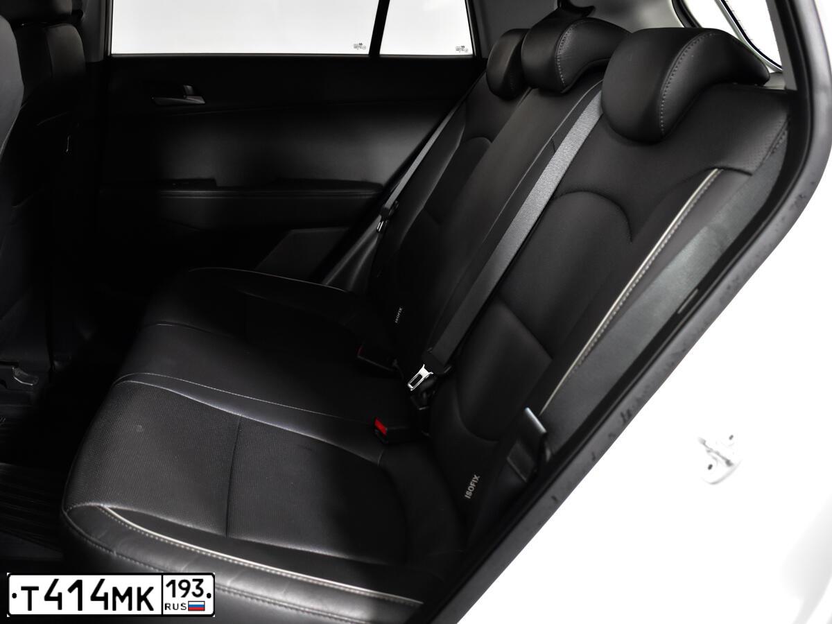Фото автомобиля HYUNDAI CRETA, 2018 — госномер У979РР05. Цвет: Белый