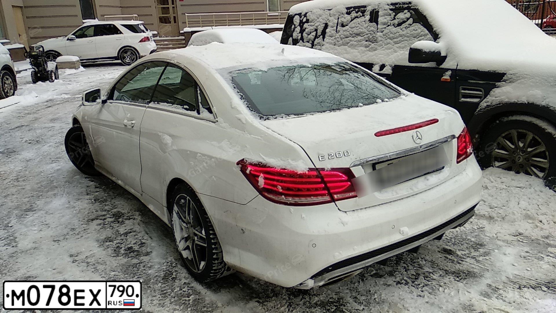 Фото автомобиля MERCEDES E-KLASSE, 2013 — госномер Т780ВН152. Цвет: Белый