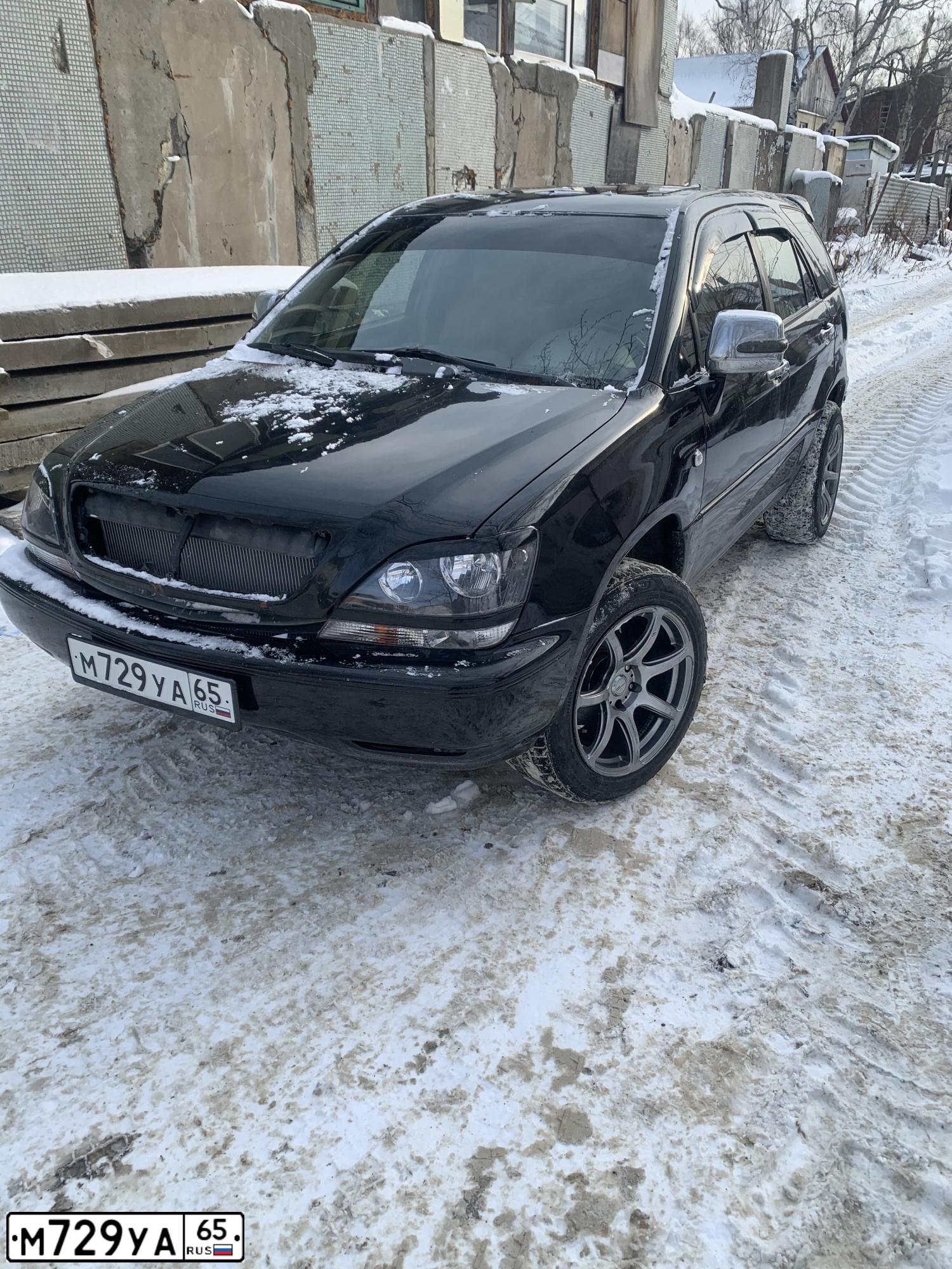 Фото автомобиля LEXUS RX, 2000 — госномер В606ХВ32. Цвет: ЧЕРНЫЙ