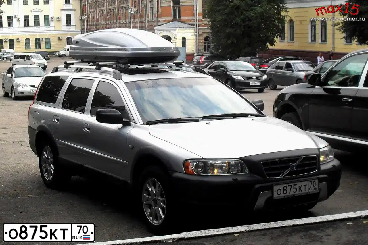 Фото автомобиля VOLVO XC70, 2005 — госномер М474СВ124. Цвет: СЕРЕБРИСТЫЙ