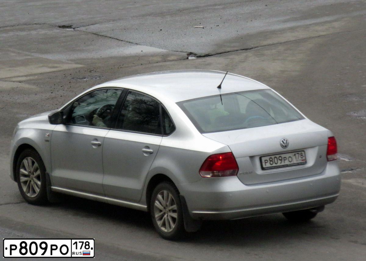 Фото автомобиля VOLKSWAGEN POLO, 2013 — госномер А088ТХ69. Цвет: Серебристый