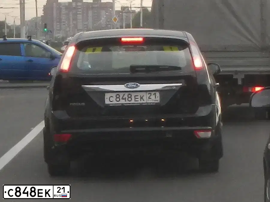 Фото автомобиля FORD FOCUS, 2008 — госномер С848ЕК21. Цвет: ЧЕРНЫЙ