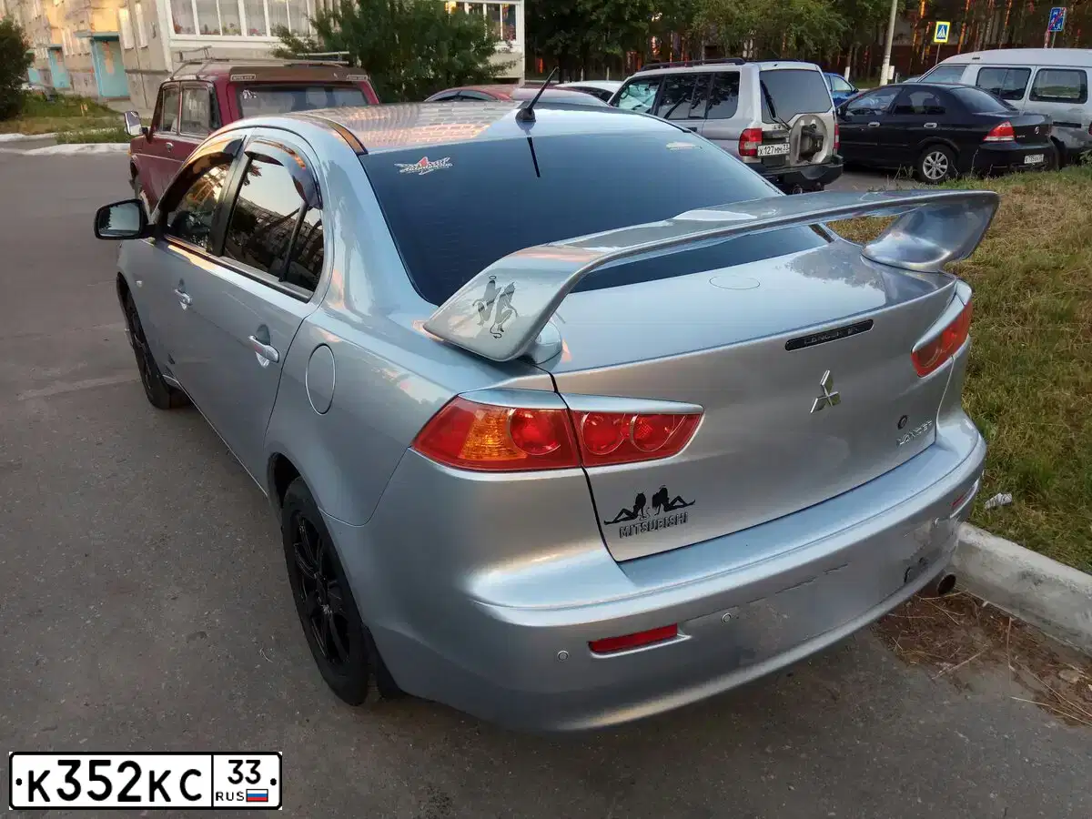 Фото автомобиля MITSUBISHI LANCER, 2008 — госномер У237ВТ716. Цвет: СЕРЕБРИСТЫЙ