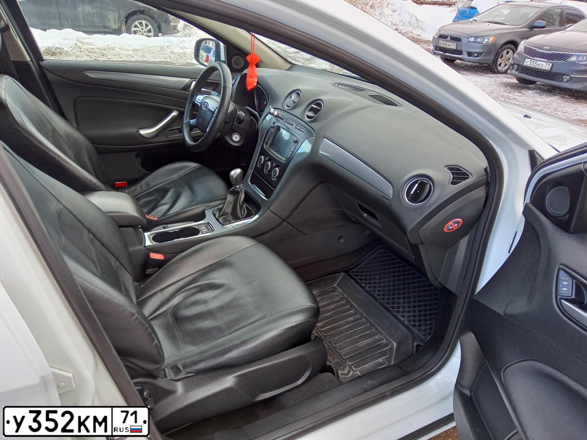 Фото автомобиля FORD MONDEO, 2012 — госномер У352КМ71. Цвет: Белый