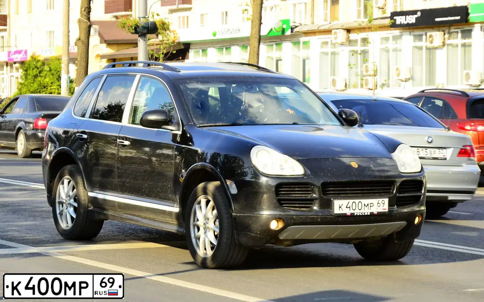 Фото автомобиля PORSCHE CAYENNE, 2003 — госномер М506ХА35. Цвет: ЧЕРНЫЙ