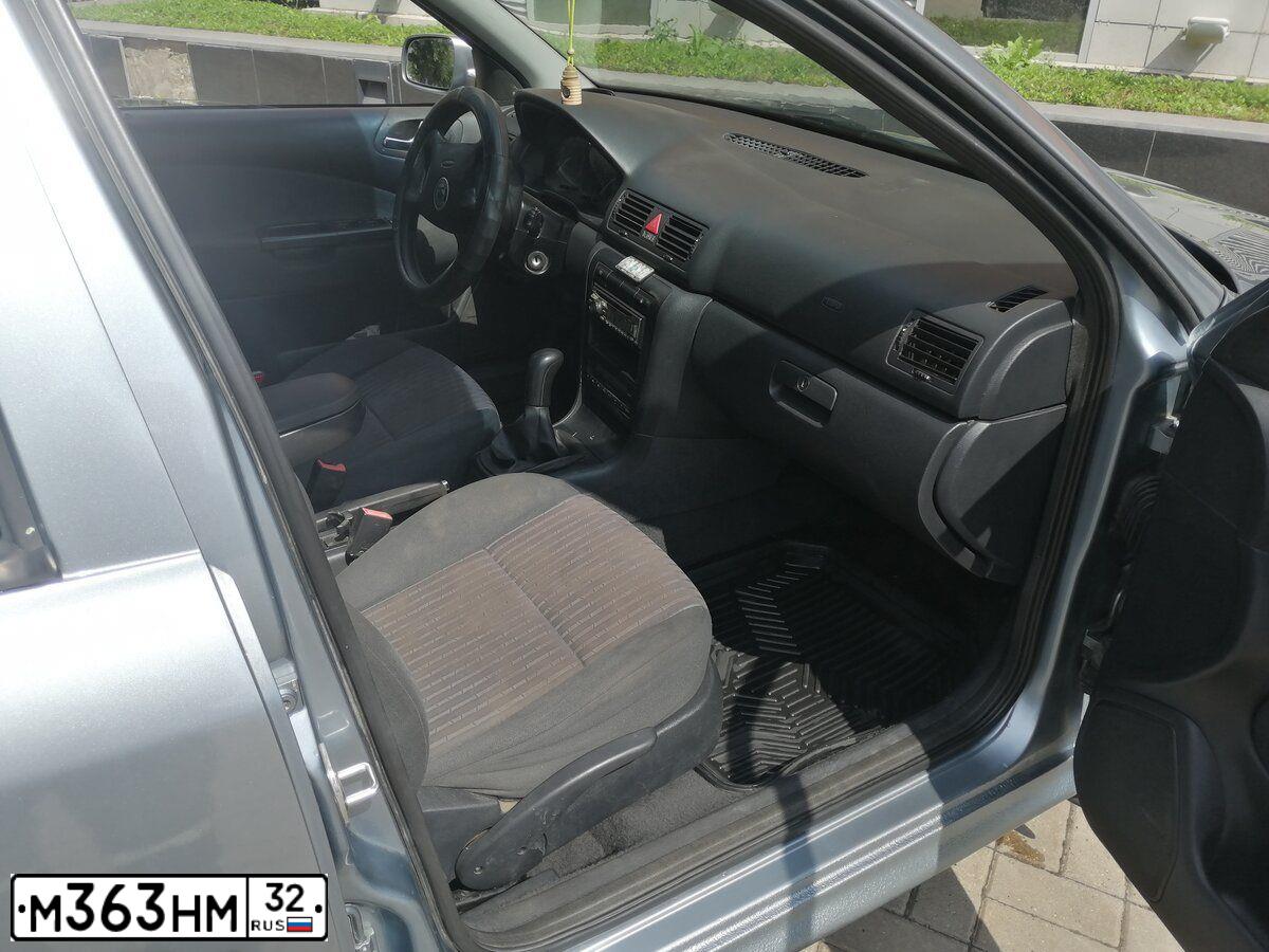 Фото автомобиля SKODA OCTAVIA, 2003 — госномер О843ТУ46. Цвет: СВЕТЛО-СИНИЙ