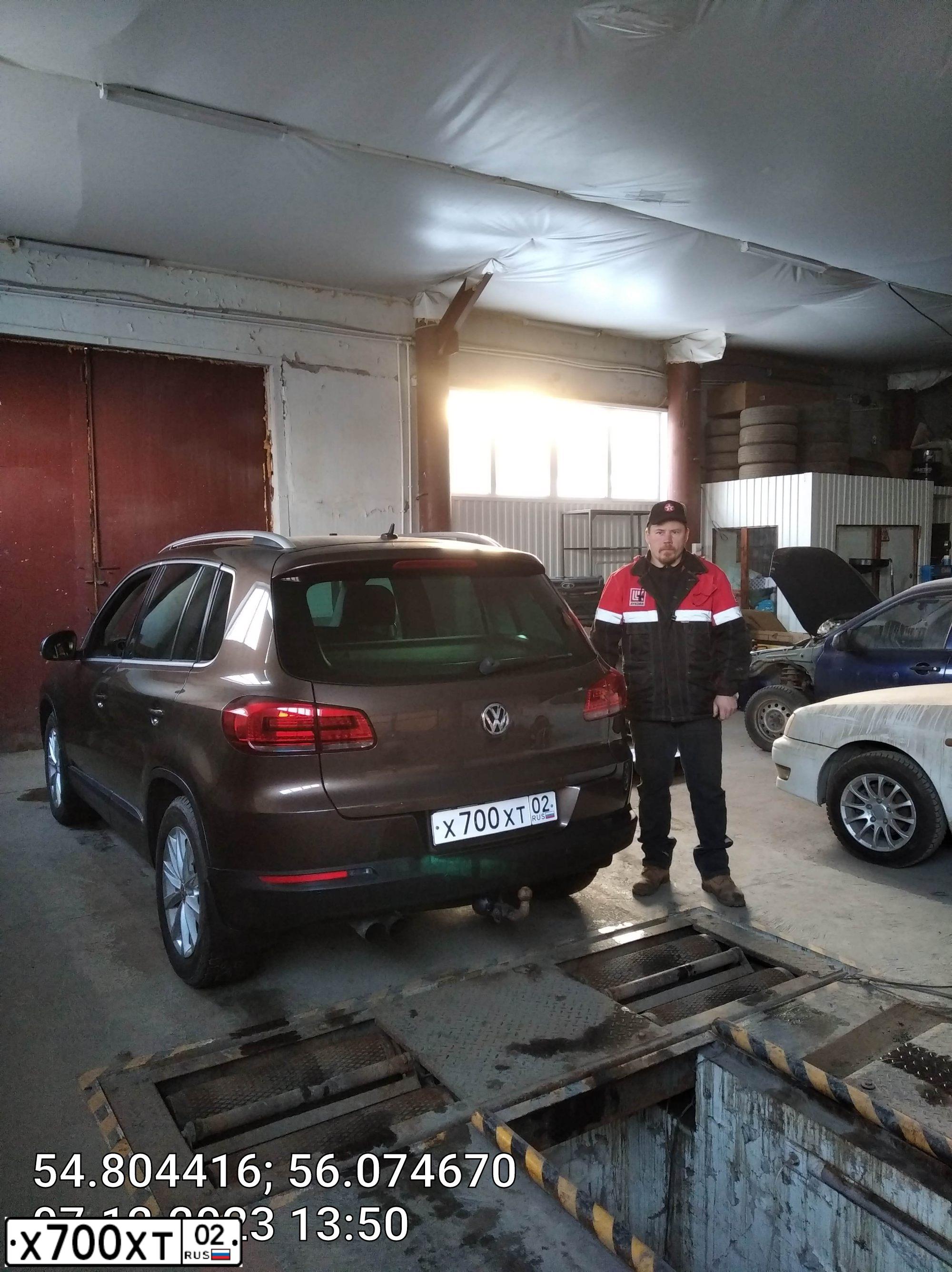 Фото автомобиля LADA 2114 SAMARA, 2012 — госномер В863УС702. Цвет: Серо-Синий