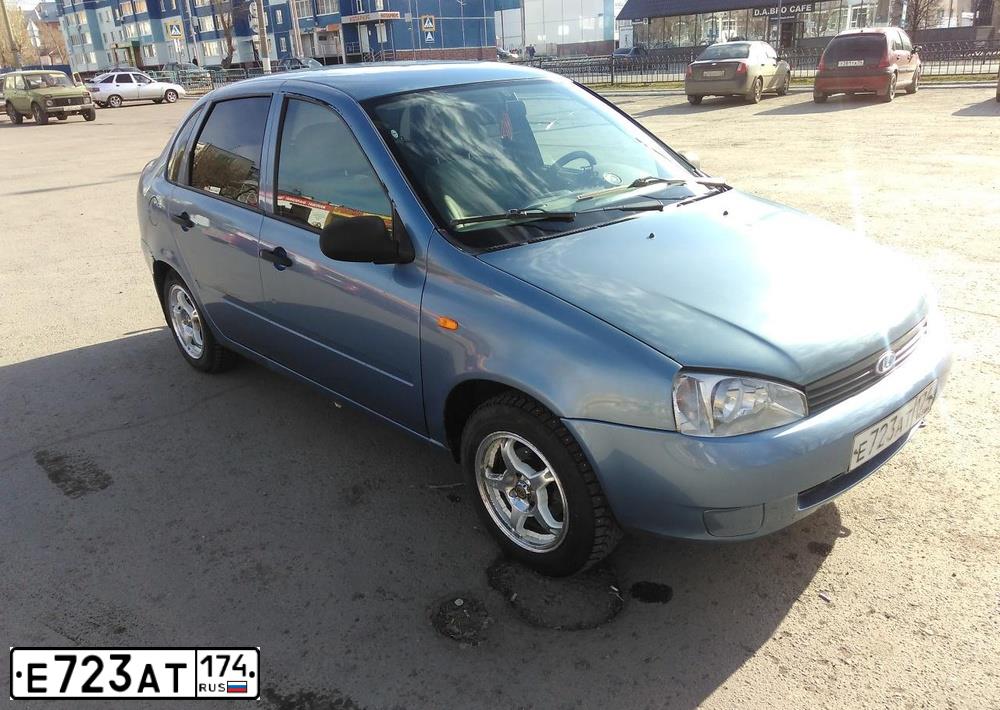 Фото автомобиля LADA 1118 KALINA, 2007 — госномер У034ХУ174. Цвет: Серо-Синий