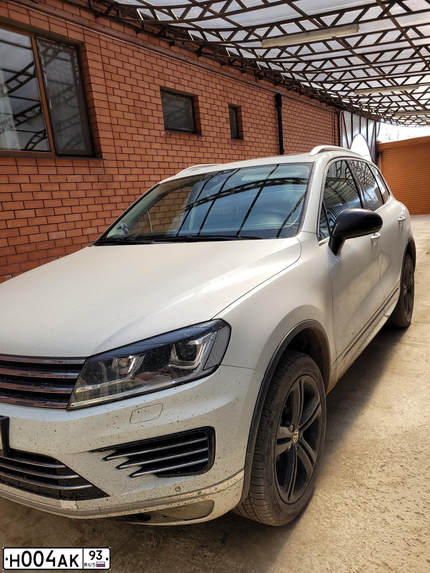 Фото автомобиля FORD EXPLORER, 1994 — госномер Х039РР123. Цвет: ТЕМНО-ЗЕЛЕНЫЙ
