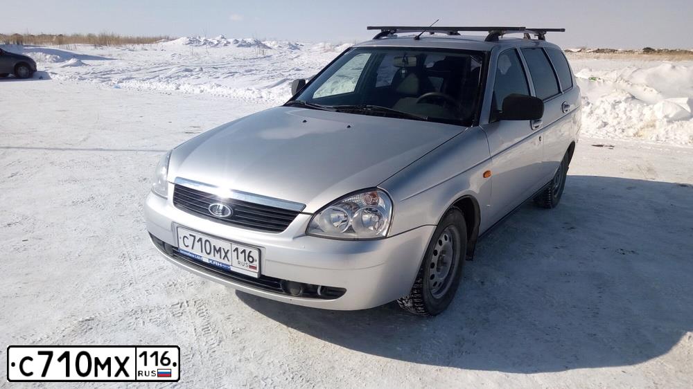 Фото автомобиля LADA 2171 PRIORA, 2010 — госномер С710МХ116. Цвет: СВЕТЛО-СЕРЕБРИСТЫЙ МЕТАЛЛ
