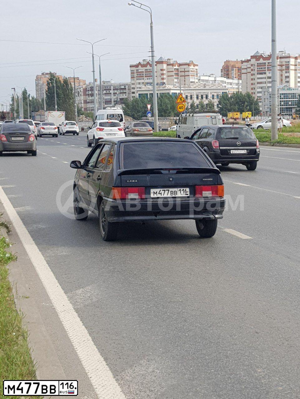Фото автомобиля LADA 2114 SAMARA, 2009 — госномер М477ВВ116. Цвет: ГРАФИТОВЫЙ МЕТАЛЛИК