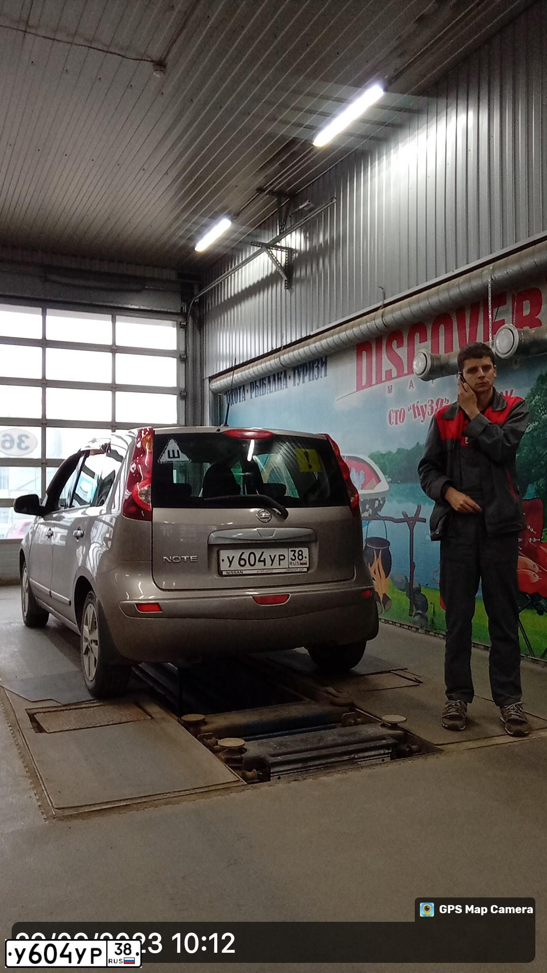 Фото автомобиля NISSAN NOTE, 2011 — госномер У604УР38. Цвет: СВЕТЛО-КОРИЧНЕВЫЙ