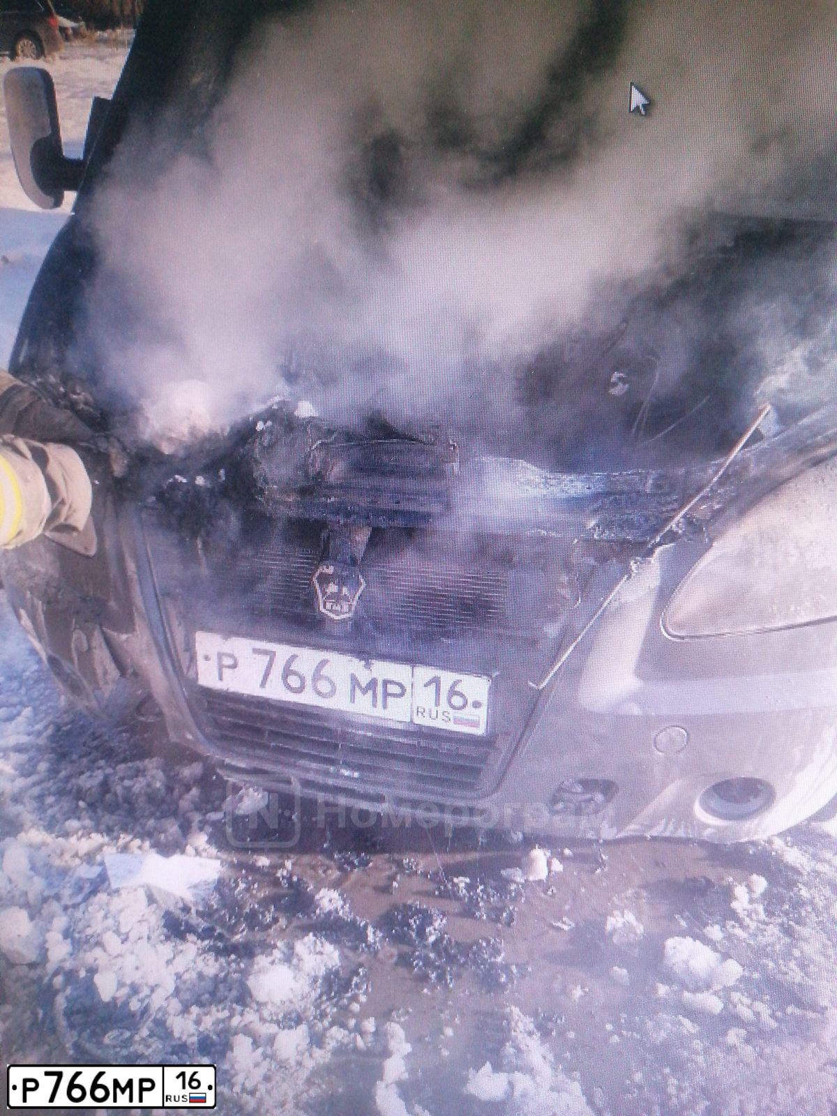 Фото автомобиля GAZ 3302 EL, 2006 — госномер Р766МР16. Цвет: Белый
