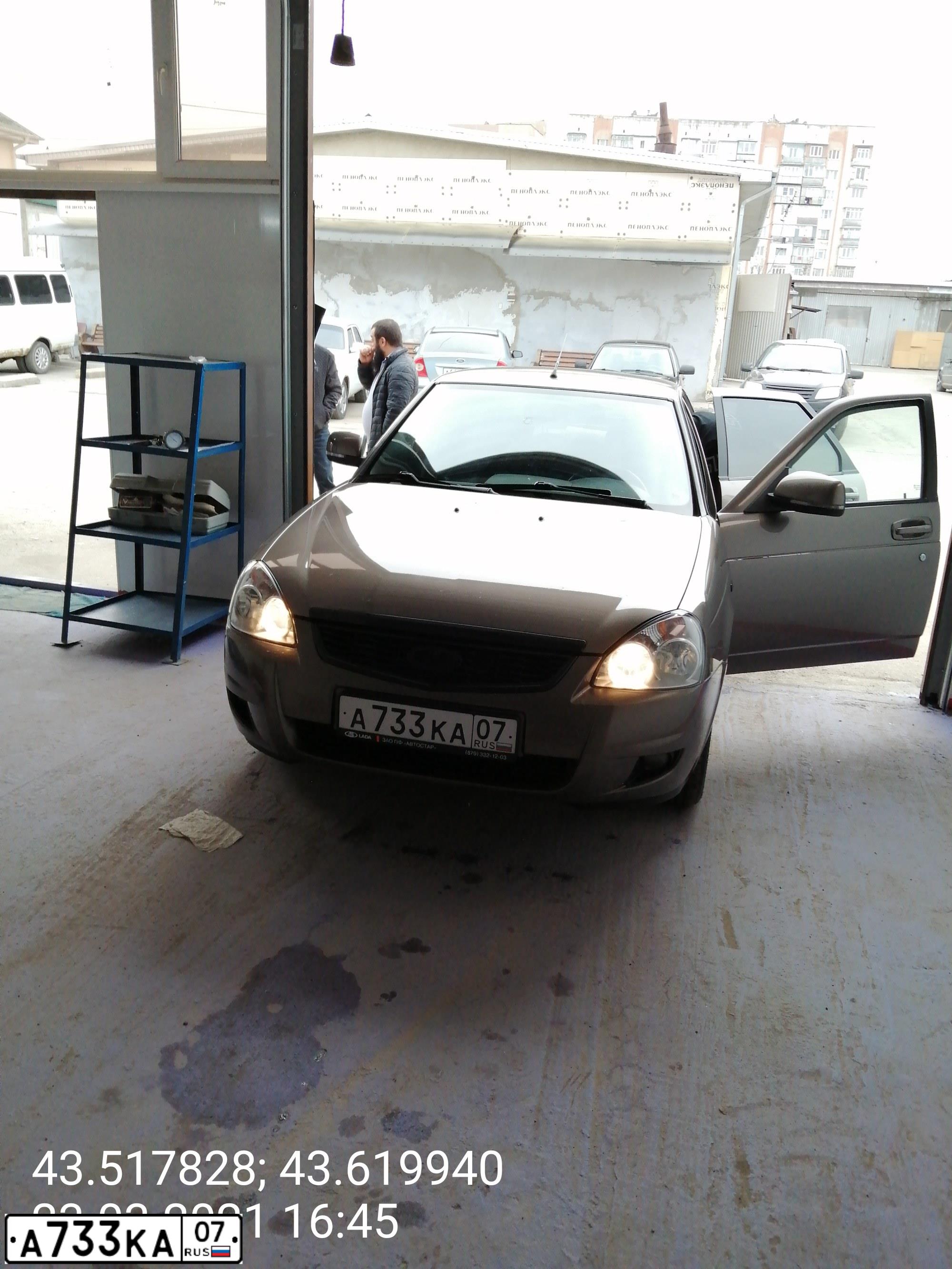 Фото автомобиля LADA PRIORA, 2014 — госномер В701ТР09. Цвет: золотисто коричневый