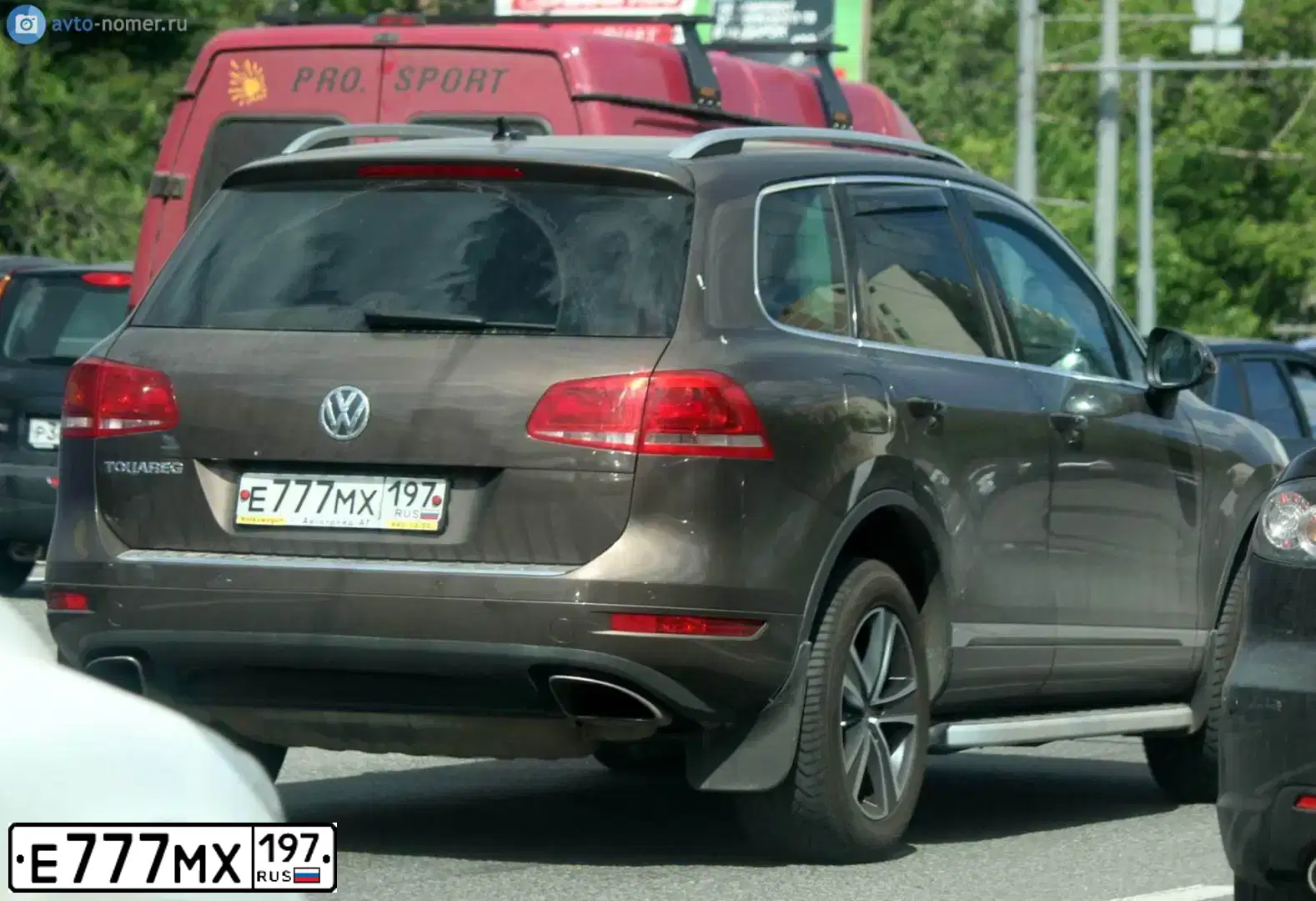 Фото автомобиля LADA 2107, 2008 — госномер Е777МХ197. Цвет: ВИШНЕВЫЙ ТЕМНЫЙ