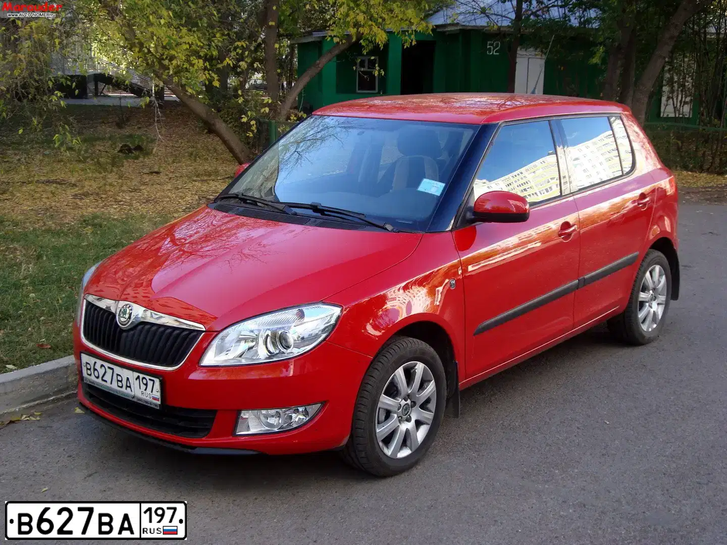 Фото автомобиля SKODA FABIA, 2010 — госномер А334КМ977. Цвет: КРАСНЫЙ