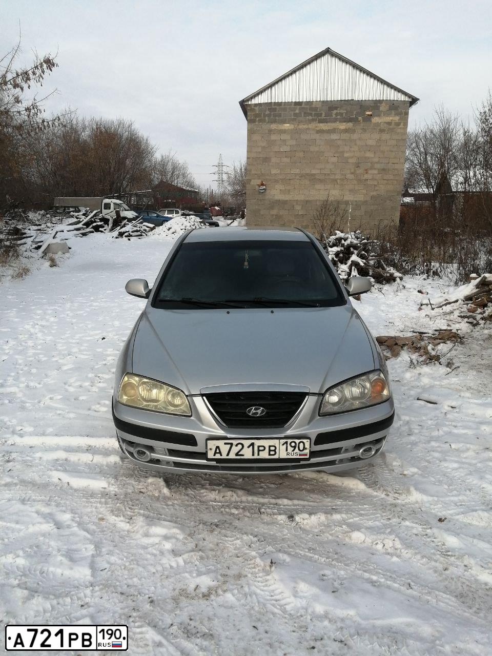 Фото автомобиля HYUNDAI ELANTRA, 2005 — госномер К260ХР21. Цвет: Серый