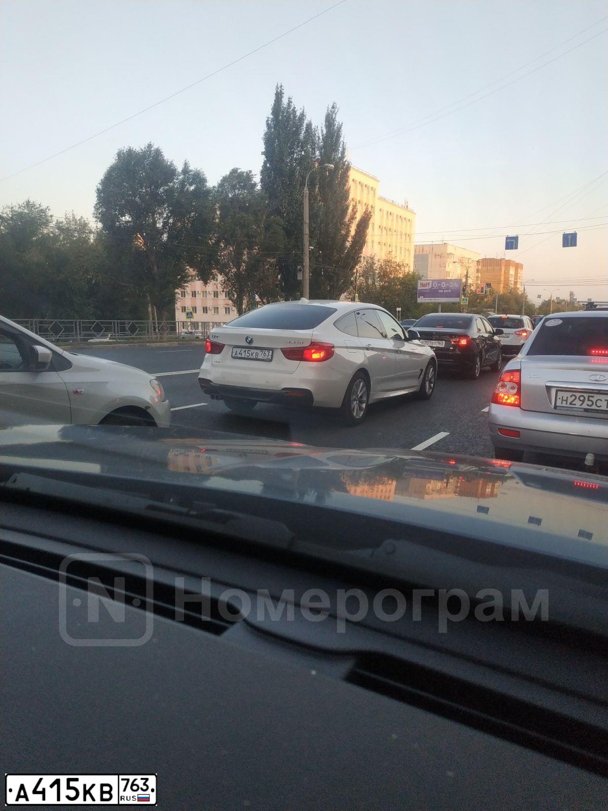 Фото автомобиля BMW SERIE 3 GT, 2016 — госномер А415КВ763. Цвет: БЕЛЫЙ