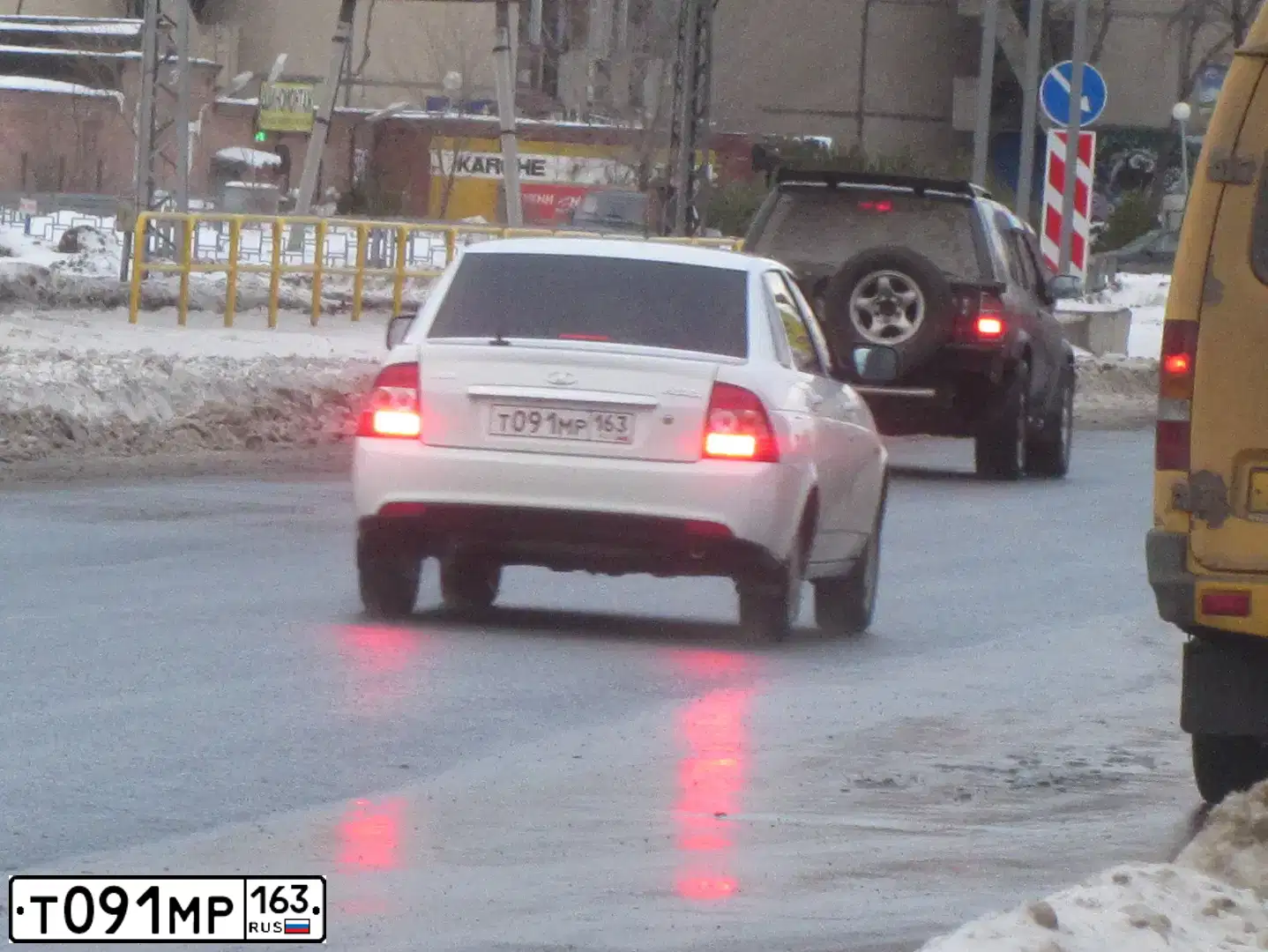 Фото автомобиля LADA 2170 PRIORA, 2013 — госномер Т091МР163. Цвет: БЕЛЫЙ