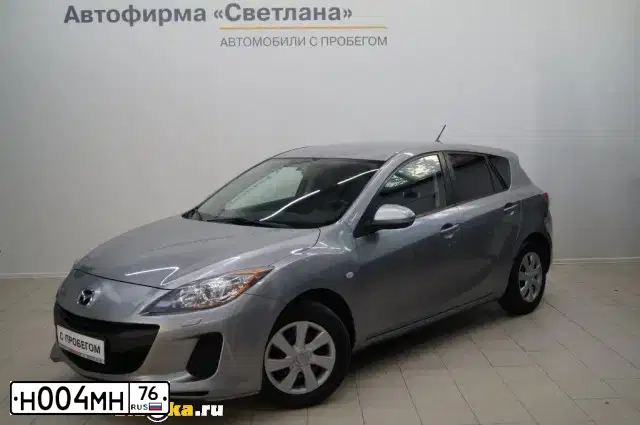 Фото автомобиля MAZDA 3, 2012 — госномер Н004МН76. Цвет: СЕРЕБРИСТЫЙ