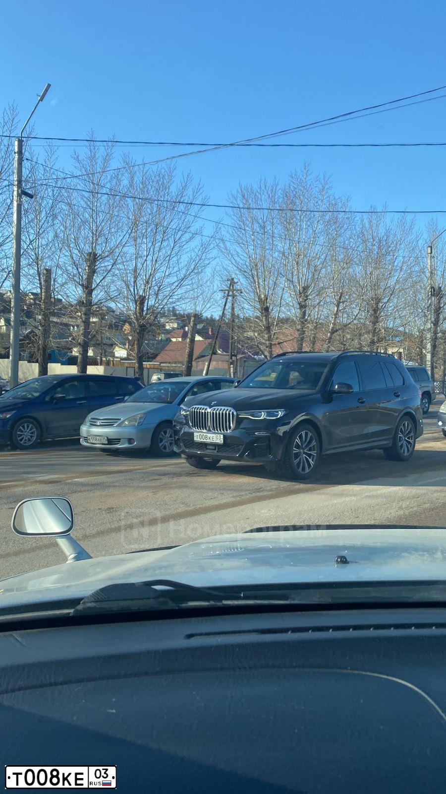 Фото автомобиля TOYOTA LANDCRUISER, 2011 — госномер О157МА75. Цвет: ЧЕРНЫЙ
