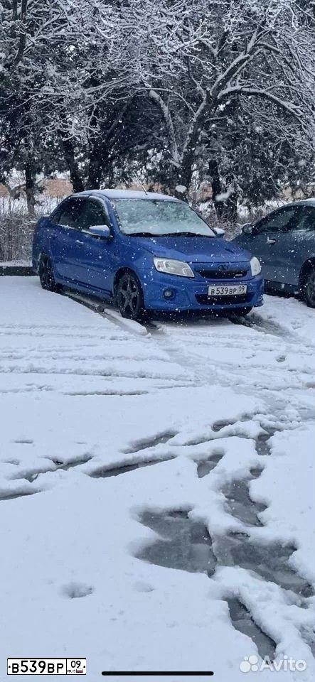 Фото автомобиля LADA 2190 GRANTA, 2018 — госномер В515МУ07. Цвет: ЯРКО-СИНИЙ МЕТАЛЛИК