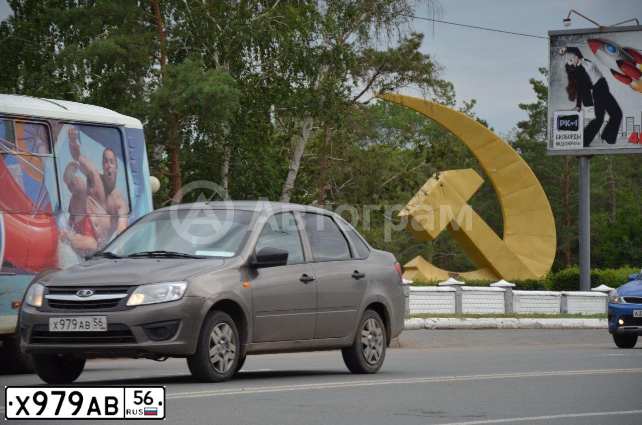 Фото автомобиля LADA 2190 GRANTA, 2015 — госномер Х979АВ56. Цвет: ЗОЛОТИСТО-КОРИЧНЕВЫЙ