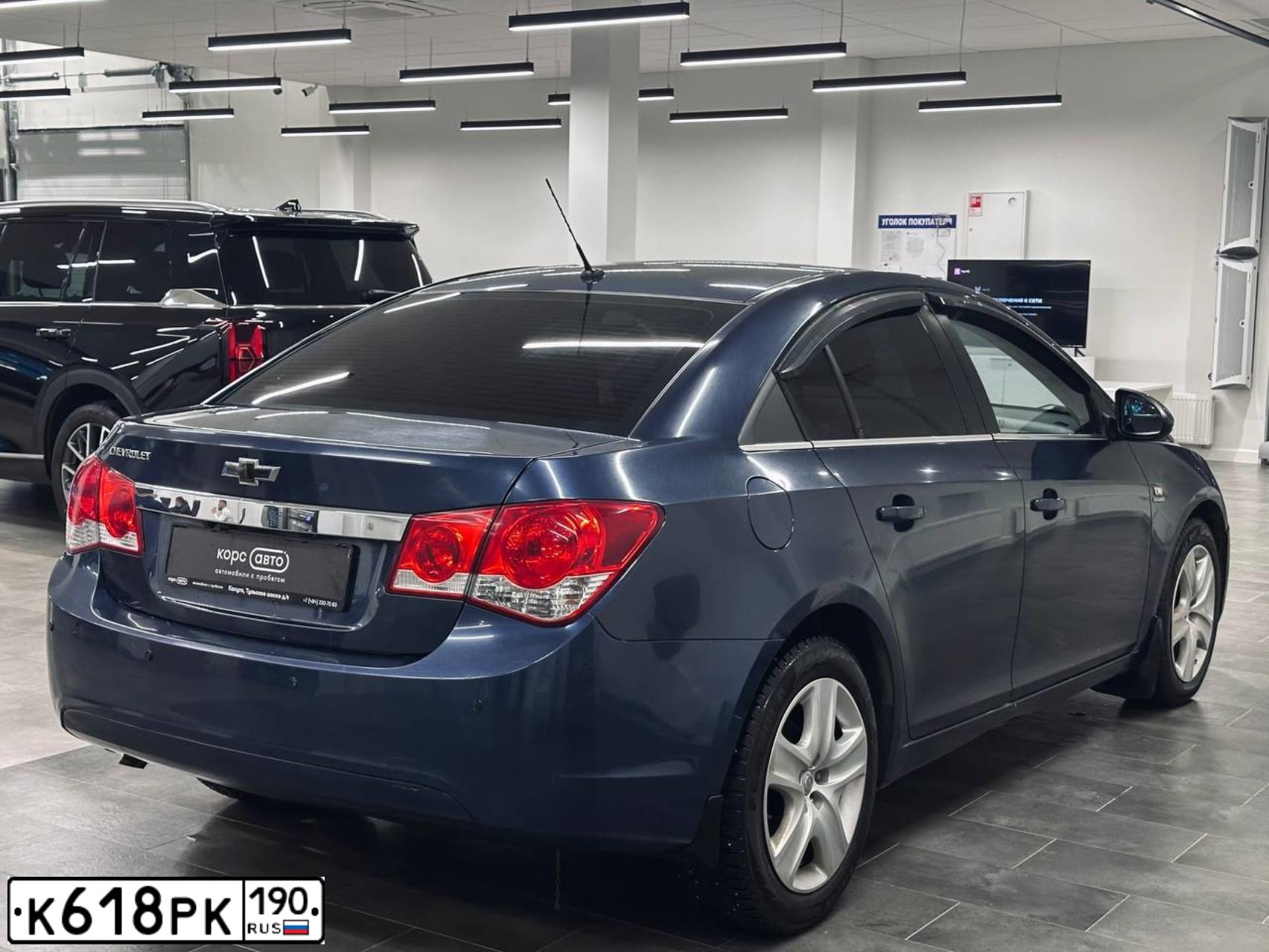 Фото автомобиля CHEVROLET CRUZE, 2011 — госномер О233ТН71. Цвет: СИНИЙ МЕТАЛЛИК
