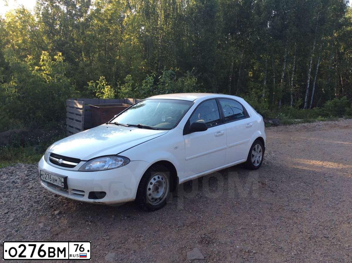Фото автомобиля CHEVROLET LACETTI, 2009 — госномер О276ВМ76. Цвет: БЕЛЫЙ