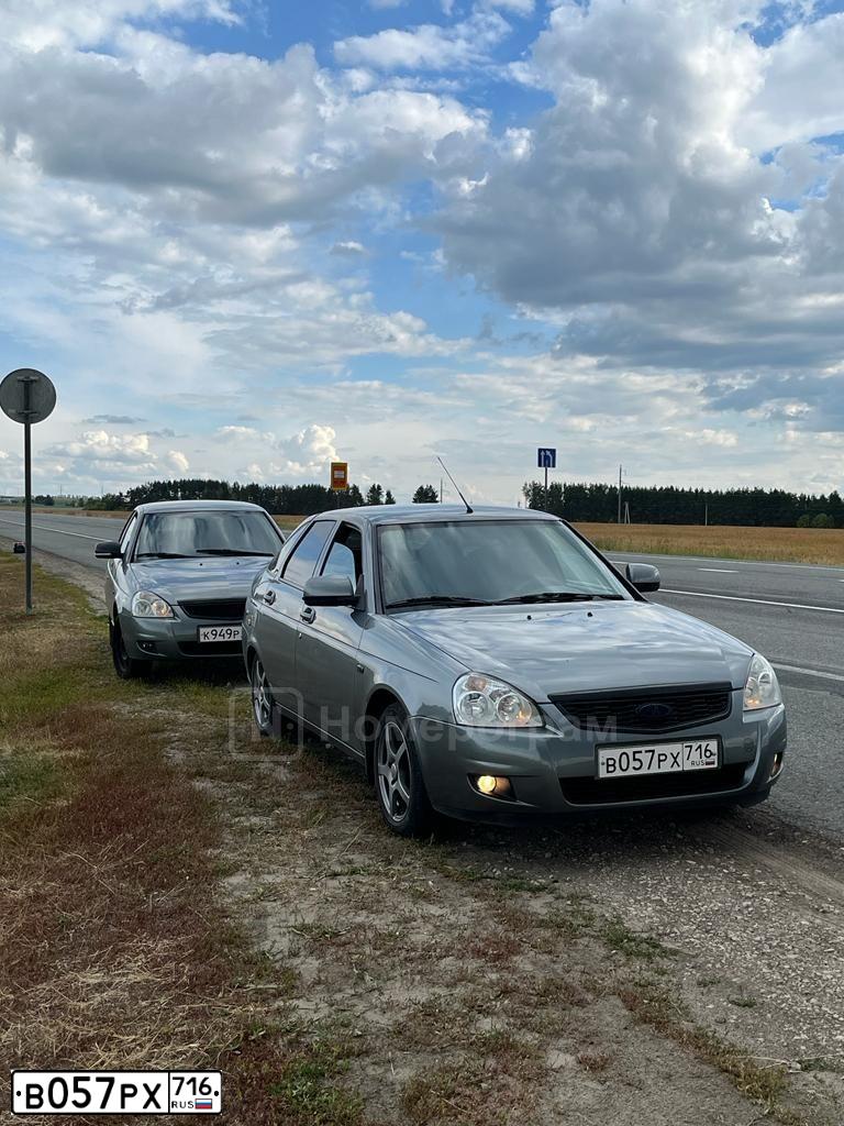 Фото автомобиля LADA 2172 PRIORA, 2011 — госномер В057РХ716. Цвет: СРЕДНИЙ СЕРО-ЗЕЛЕНЫЙ МЕТ