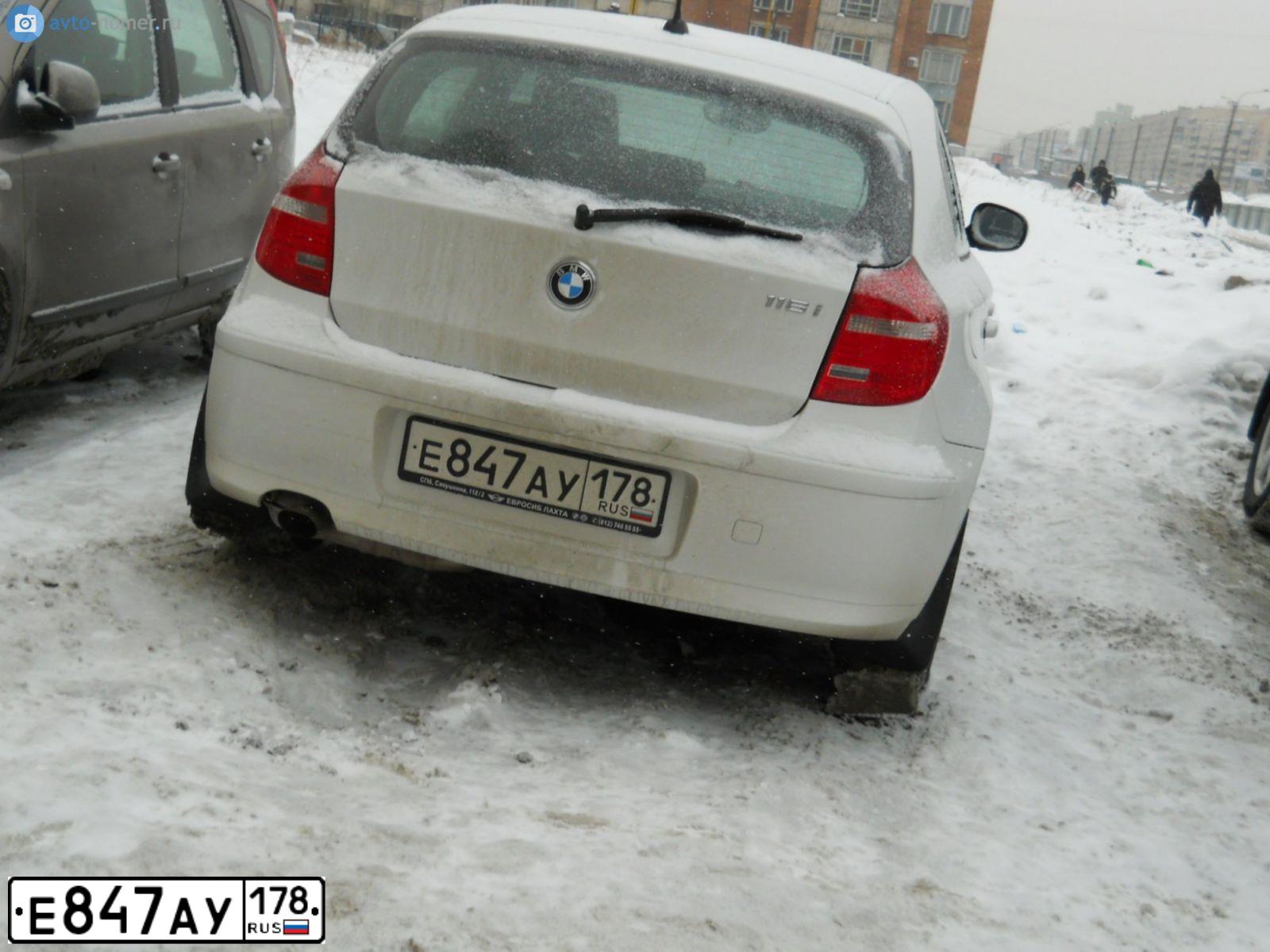 Фото автомобиля BMW SERIE 1, 2010 — госномер С178НУ178. Цвет: Белый