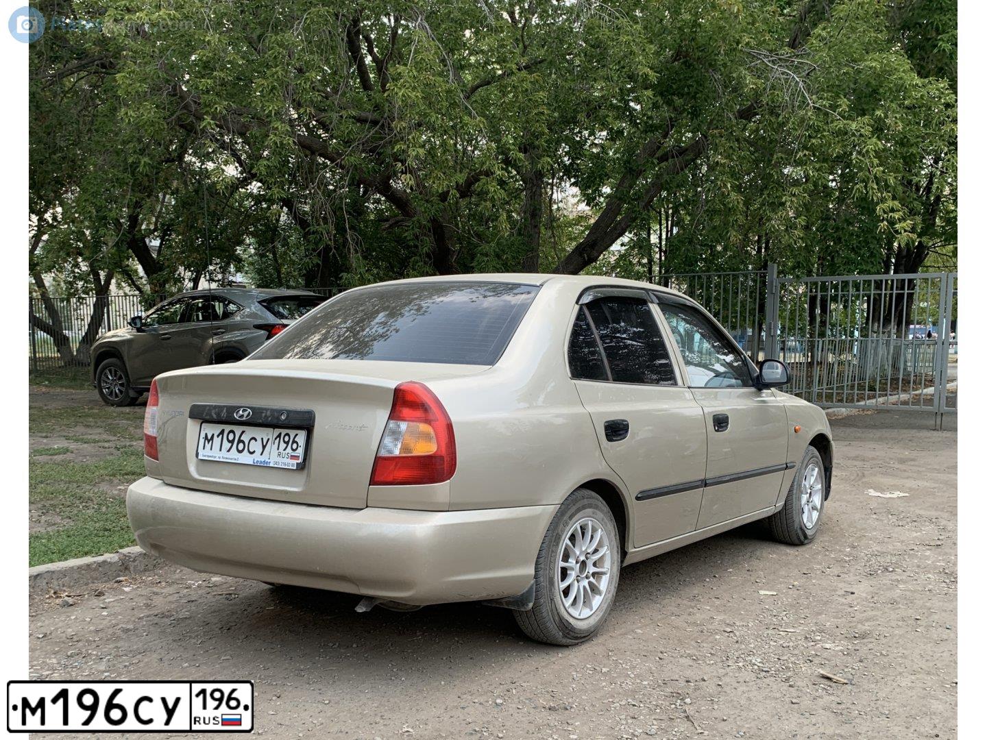Фото автомобиля TAGAZ Z ACCENT, 2006 — госномер М196СУ196. Цвет: БЕЖЕВЫЙ