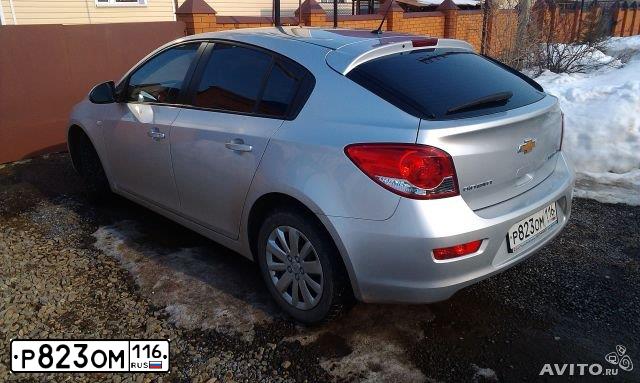 Фото автомобиля CHEVROLET CRUZE, 2012 — госномер Р823ОМ116. Цвет: СЕРЕБРИСТЫЙ МЕТАЛИК