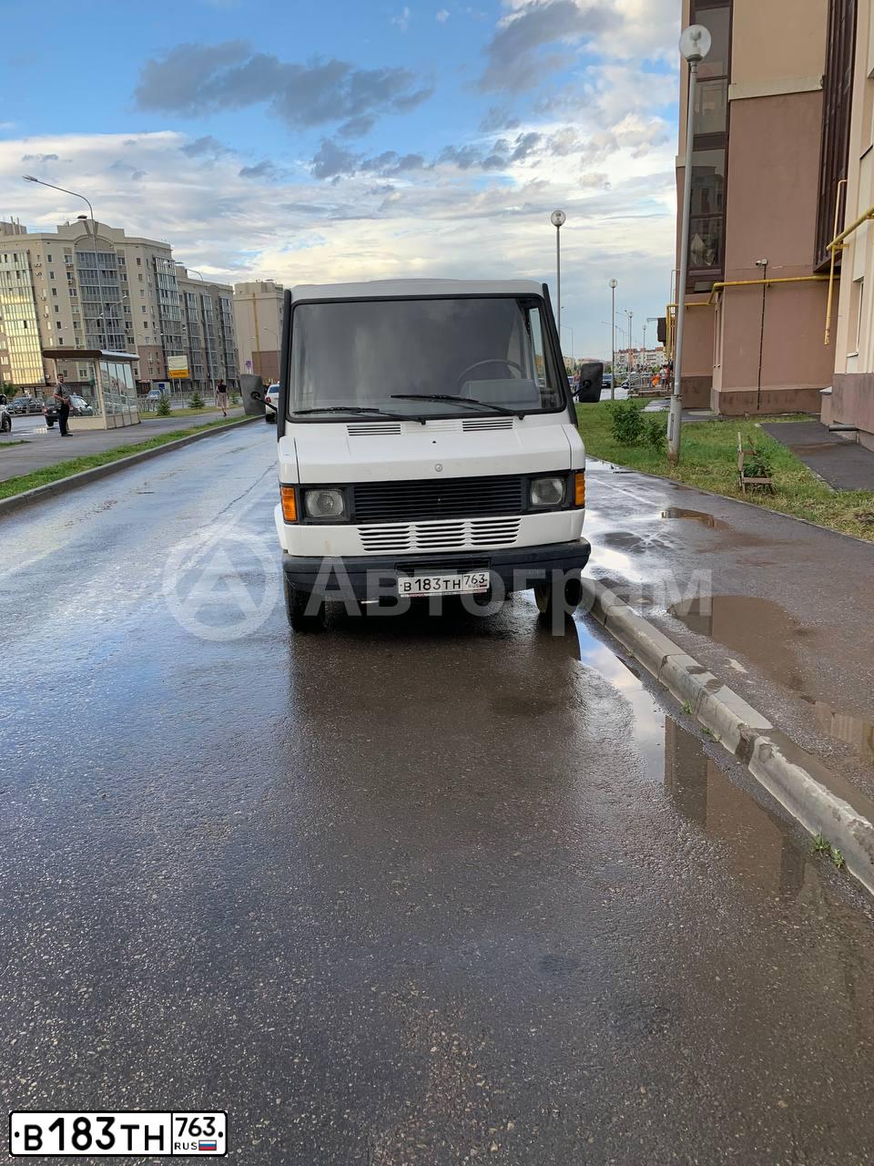 Фото автомобиля MERCEDES SPRINTER, 1992 — госномер В183ТН763. Цвет: Белый