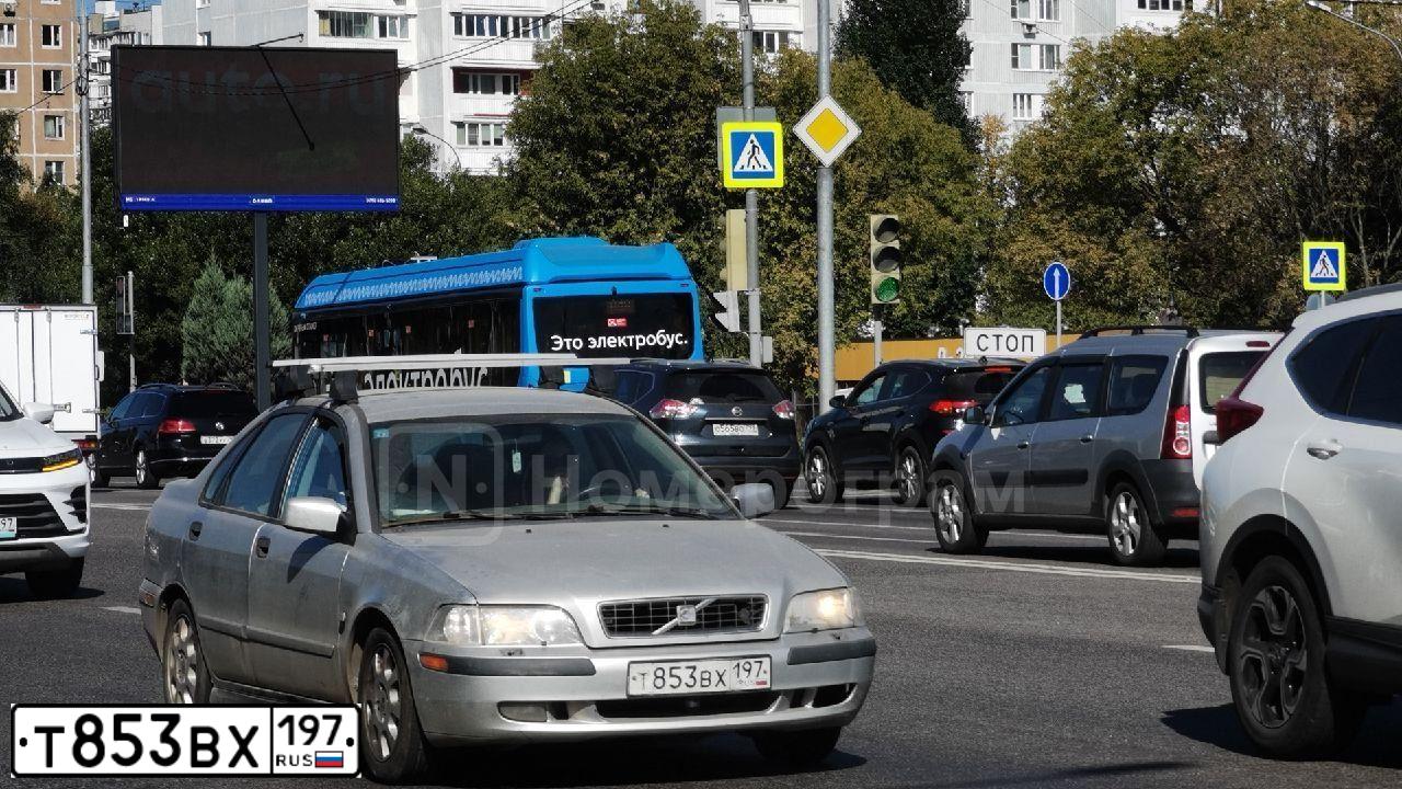 Фото автомобиля VOLVO S40, 2004 — госномер Т853ВХ197. Цвет: СЕРЕБРИСТЫЙ