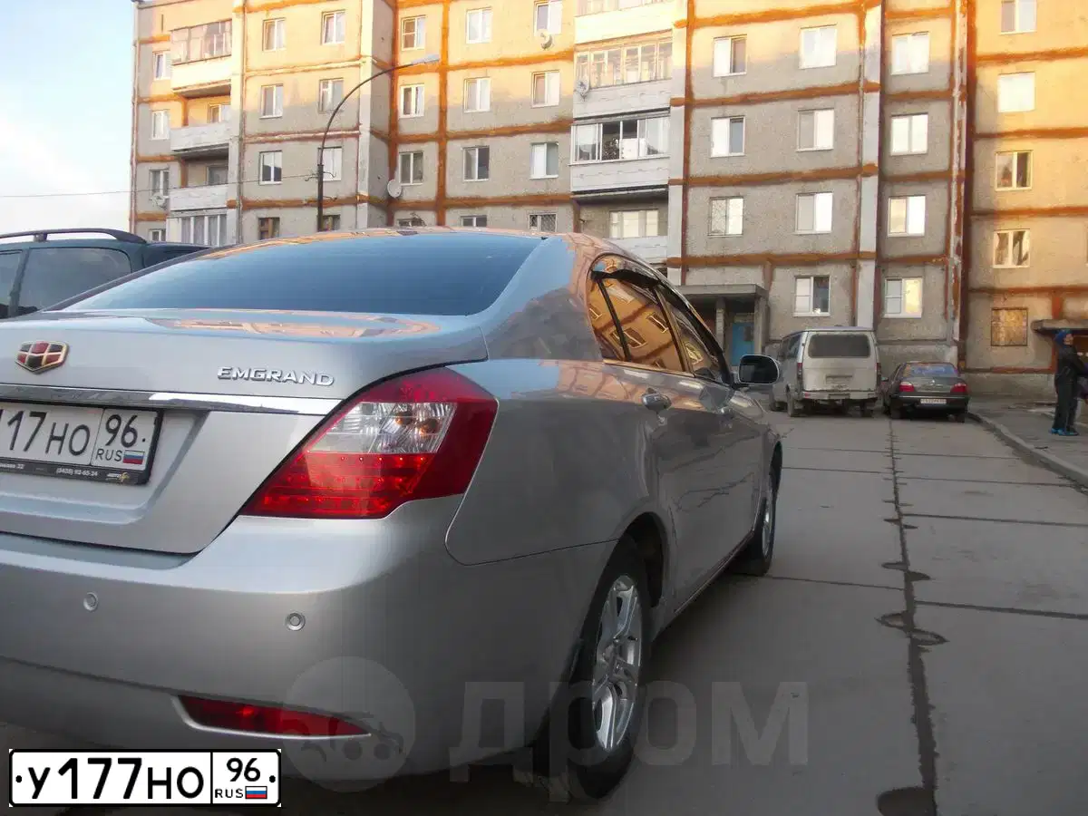 Фото автомобиля MAZDA 6, 2012 — госномер У177НО96. Цвет: Белый
