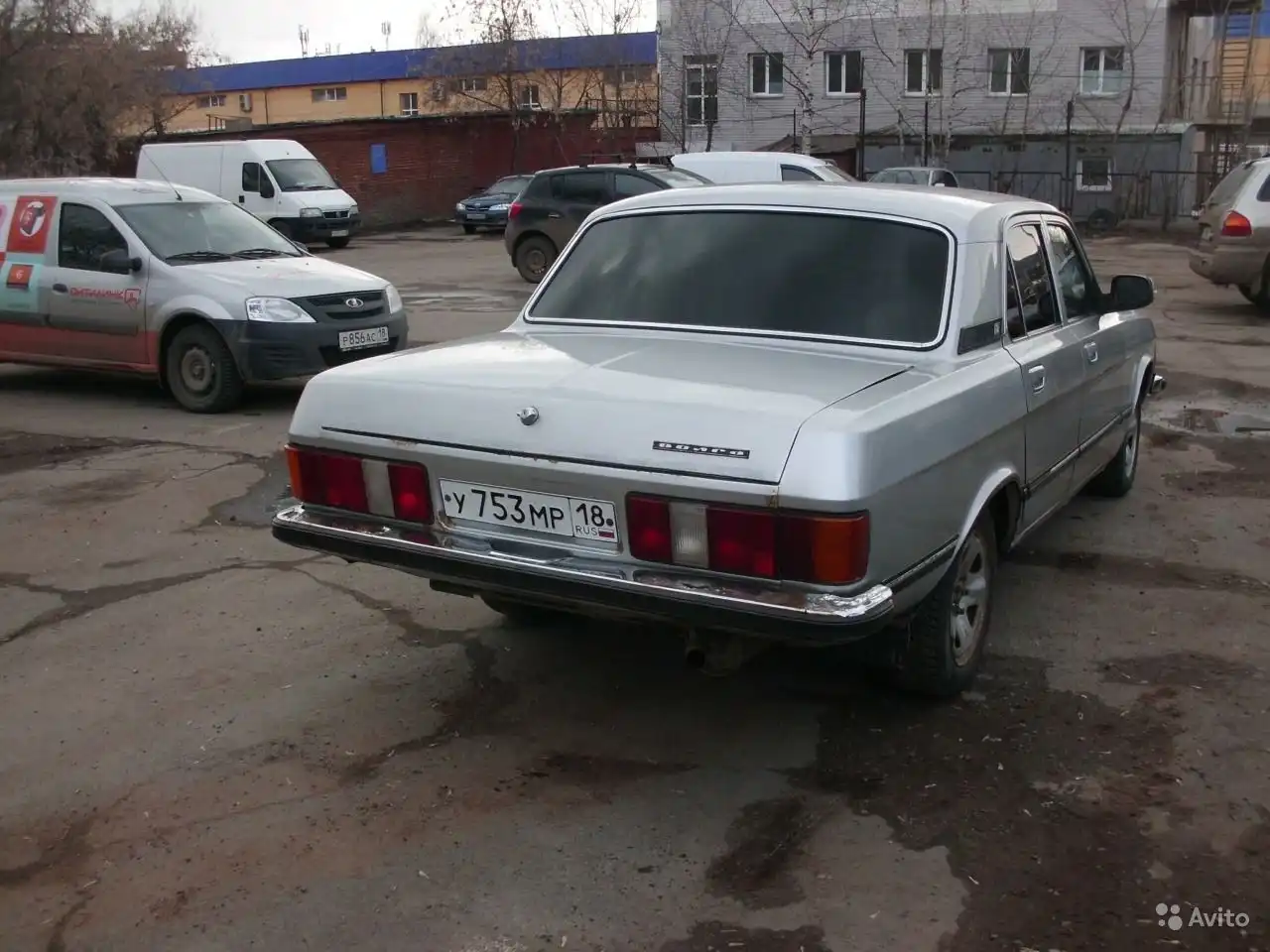 Фото автомобиля LADA LARGUS FURGON, 2016 — госномер Т348МВ797. Цвет: Серебристый
