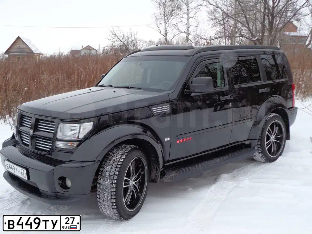 Фото автомобиля DODGE NITRO, 2008 — госномер В449ТУ27. Цвет: ЧЕРНЫЙ